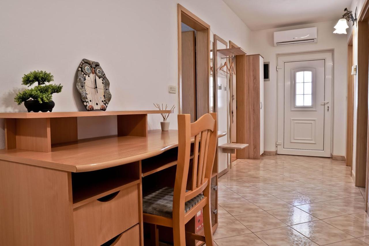 Apartment Suncica Pula Exteriér fotografie